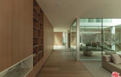 634 Moreno Ave, Los Angeles, CA 90049