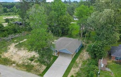822 Marshall St, Carthage, TX 75633