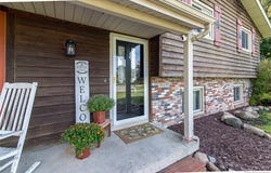 2129 Blackthorn Drive, Burton, MI 48509