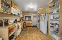 409 1st St E, Hansen, ID 83334