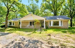 3260 Howard Road, Beggs, OK 74421