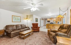 558 SPRUCE CREEK Rd, Longview, WA 98632