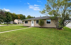 483 Myra Drive, Chardon, OH 44024