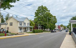 315 S MAIN St, Lexington, VA 24450