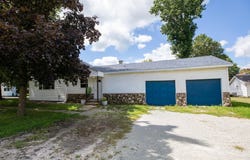 107 E Sunset Drive, Bourbon, IN 46504-1533