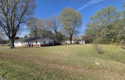 Hwy 167 N, Bald Knob, AR 72010