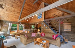 48 Upper Highlands Loop, Dover, VT 05356