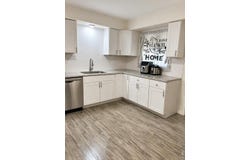 1050 Scranton St, Aurora, CO 80011