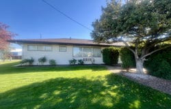 1112 PARALLEL St, MiltonFreewater, OR 97862