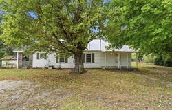 1 Cranford Road, Elora, TN 37328