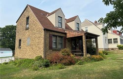 1253 10th Ave, Harrison Twp, PA 15065