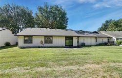 8214 E 189th Terrace, Belton, MO 64012