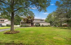 70 Juniper Lane, Muttontown, NY 11791