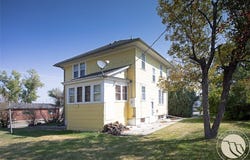 724 N Center Avenue, Hardin, MT 59034