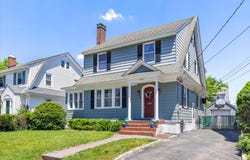 1072 Hunter Avenue, Pelham, NY 10803