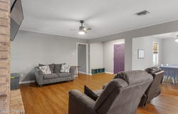 321 W Broussard Road, Lafayette, LA 70506