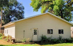 412 E 2nd Ave, Redfield, SD 57469