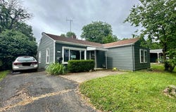 6523 Rainbow Ln, Cincinnati, OH 45230