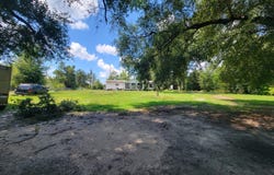 2365 Lawrence Road, Marianna, FL 32446