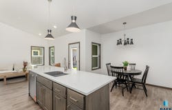 908 S Tinley Ave, Brandon, SD 57005