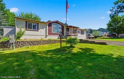 62 Sunny Rd, St. Maries, ID 83861