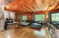 6020 Jones Rd, Canandaigua, NY 14424