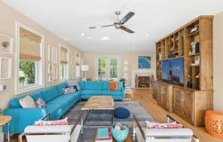 7 School St, Bridgehampton, NY 11932