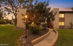 4201 E CAMELBACK Road, Phoenix, AZ 85018