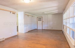 2224 Christine St, Pampa, TX 79065