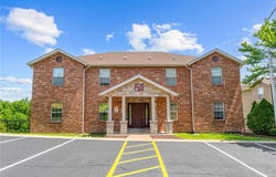 2901 Vineyards Parkway, Branson, MO 65616