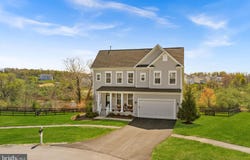 35829 PENINSULA Court, ROUND HILL, VA 20141