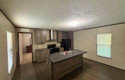 36 Green Lane, PARIS, TN 38242