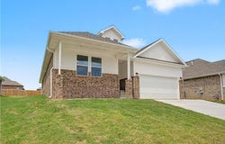 1160 Garrett Lane, Centerton, AR 72719
