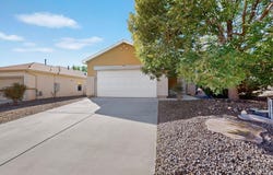 1015 El Prado St NW, Rio Rancho, NM 87144