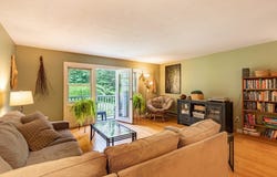46 Evergreen Rd, Northampton, MA 01053