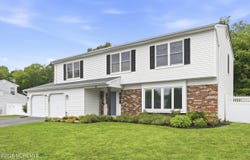 63 Hedgewood Road, Howell, NJ 07731