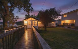 79 NORTHSHORE DR, McCook Lake, SD 57049