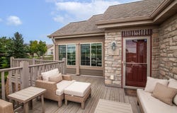N50W25074 William Dr, Pewaukee, WI 53072