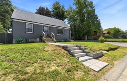 80 Barrett Avenue, North Providence, RI 02904