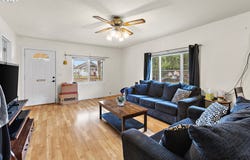 293 17TH Ave, Longview, WA 98632