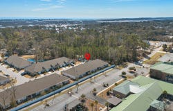 184 Sea Shell Dr., Murrells Inlet, SC 29576