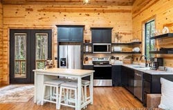 69 Bear Elm Trail, Broken Bow, OK 74728