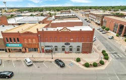 100 W 4th Street, Hobart, OK 73651