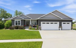 511 21st Place NE, Kasson, MN 55944