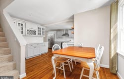 10 CHURCH Street, ROUND HILL, VA 20141