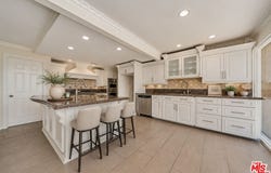 140 Mount Olive Dr, Bradbury, CA 91008
