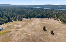 350 Brook Dr, Elk, WA 99009