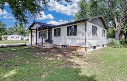 1800 Ritchie, Winfield, KS 67156