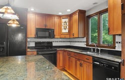 78 Rambling Road, Vernon, CT 06066