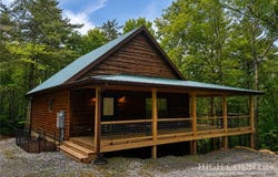 248 Ash Lane, Glade Valley, NC 28627